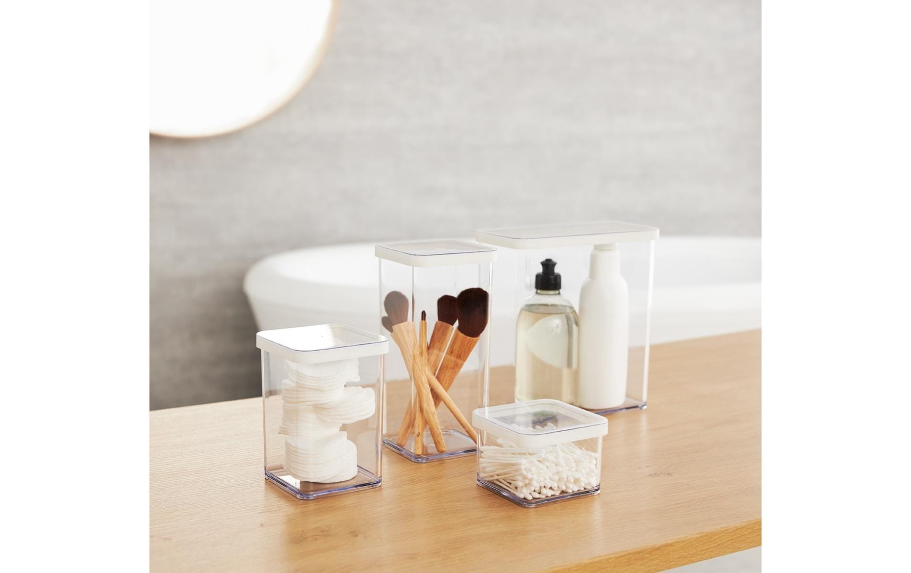 Rotho Vorratsdose Loft – 1,5 l – quadratisch – Kunststoff – transparent – 10 × 21,4 × 10 cm