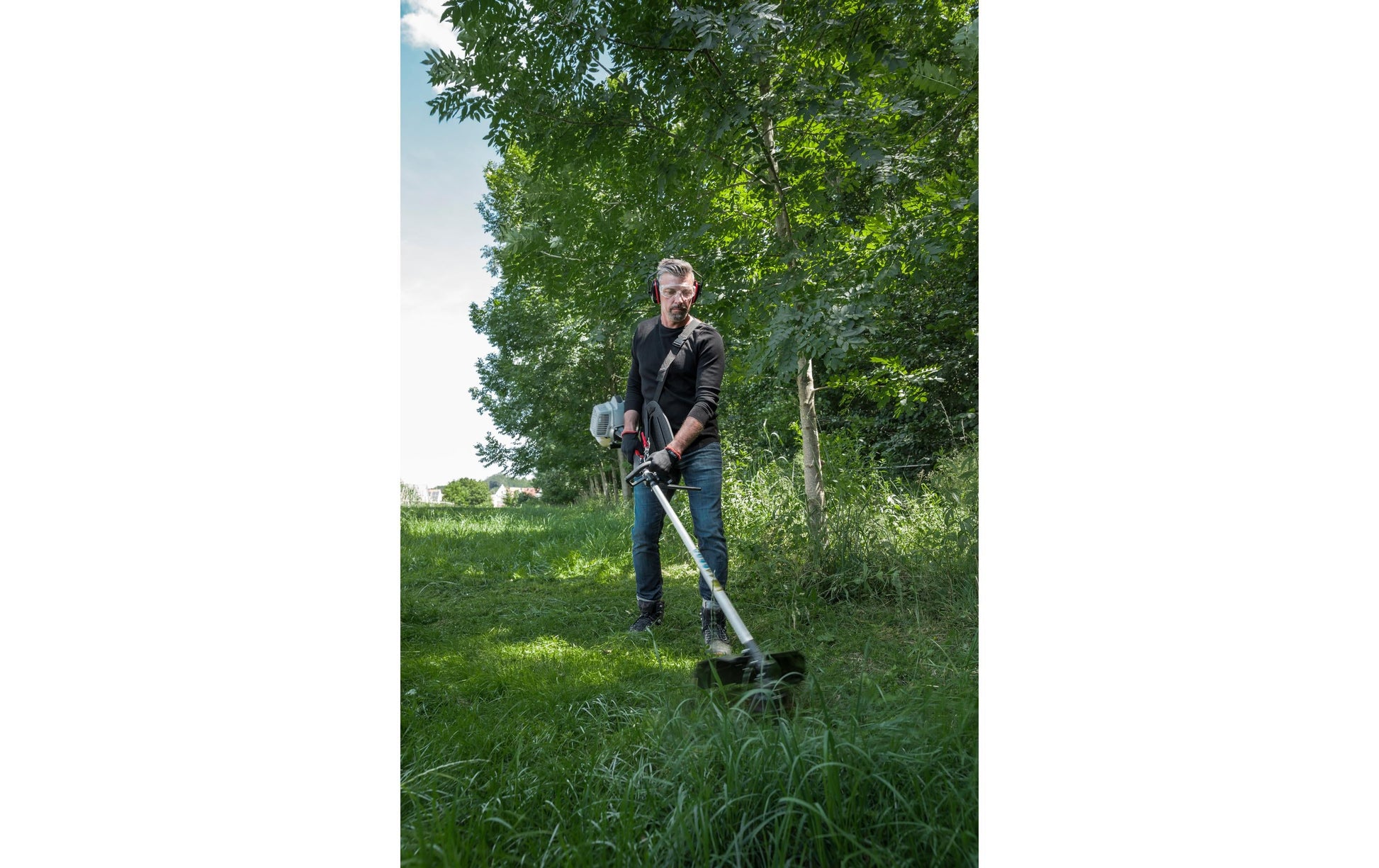 AL-KO BC 330 L Benzin-Motorsense – 900 W – Schnittbreite 41 cm – Hubraum 32 cm³ – Solo