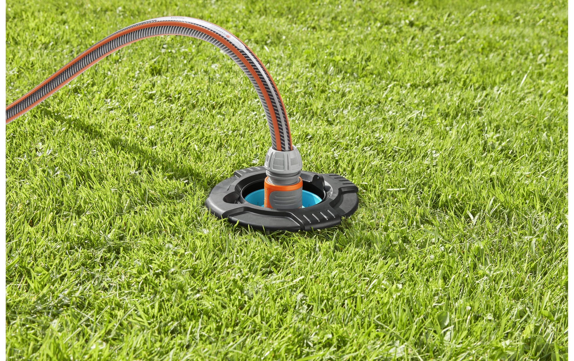 Gardena Start-Set Pipeline – Kreisförmiger Wassersprinkler, Kunststoff, mit 2 Wassersteckdosen