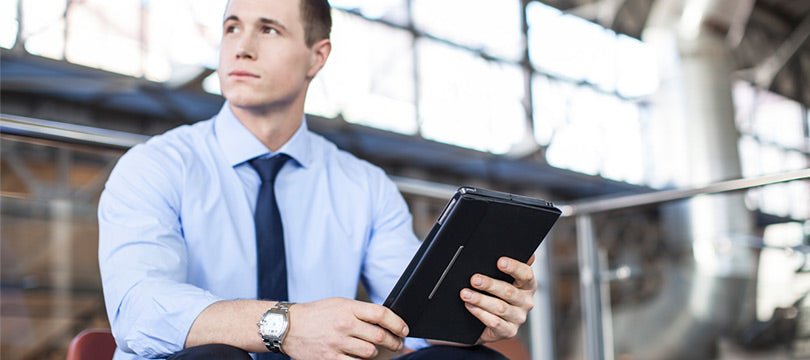 Logitech Turnaround Folio – iPad Air, Schwarz, Mikrofaser, Polycarbonat, Polyurethan