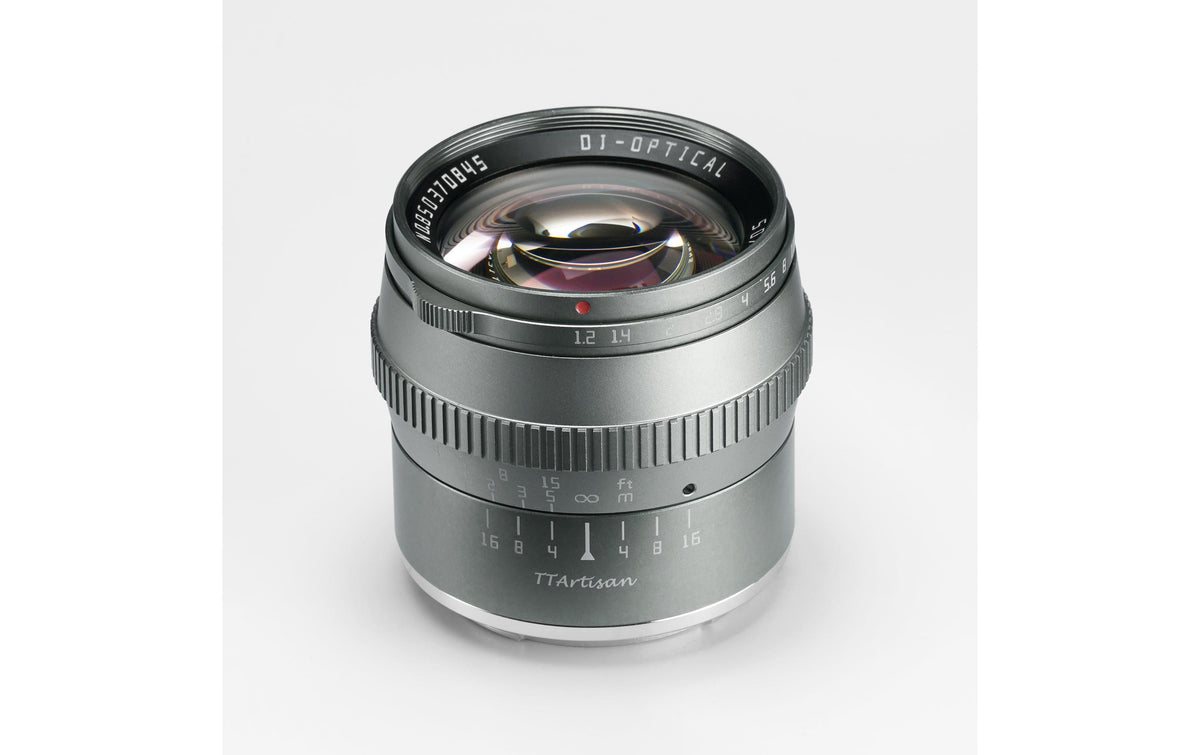 TTArtisan LT3-E Objektiv – 50 mm f/1.2 – für Sony E-Mount (APS-C) – Filter 52 mm – Silber