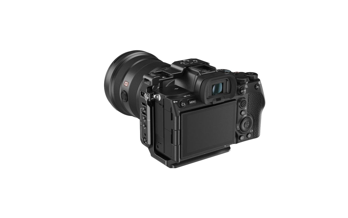 SmallRig Half Cage – für Sony Alpha 7R V, Alpha 7 IV, Alpha 7S III und andere – Schwarz – 98,5 × 51,3 × 108 mm