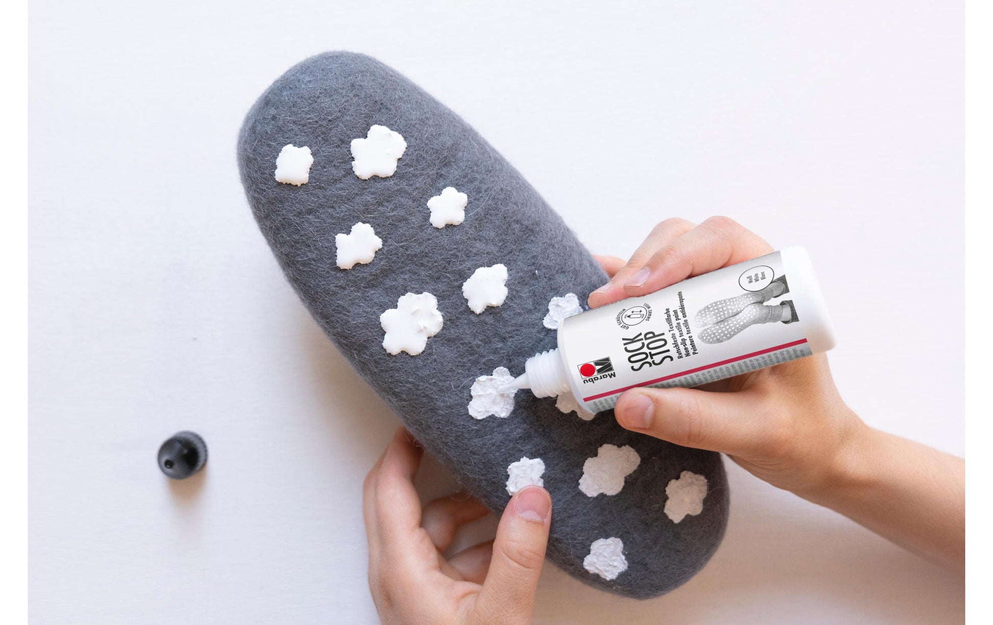 Marabu Sock Stop Textilfarbe – Weiss, Anti-Rutsch-Effekt, 3D-Effekt – 90 ml – für Textilien