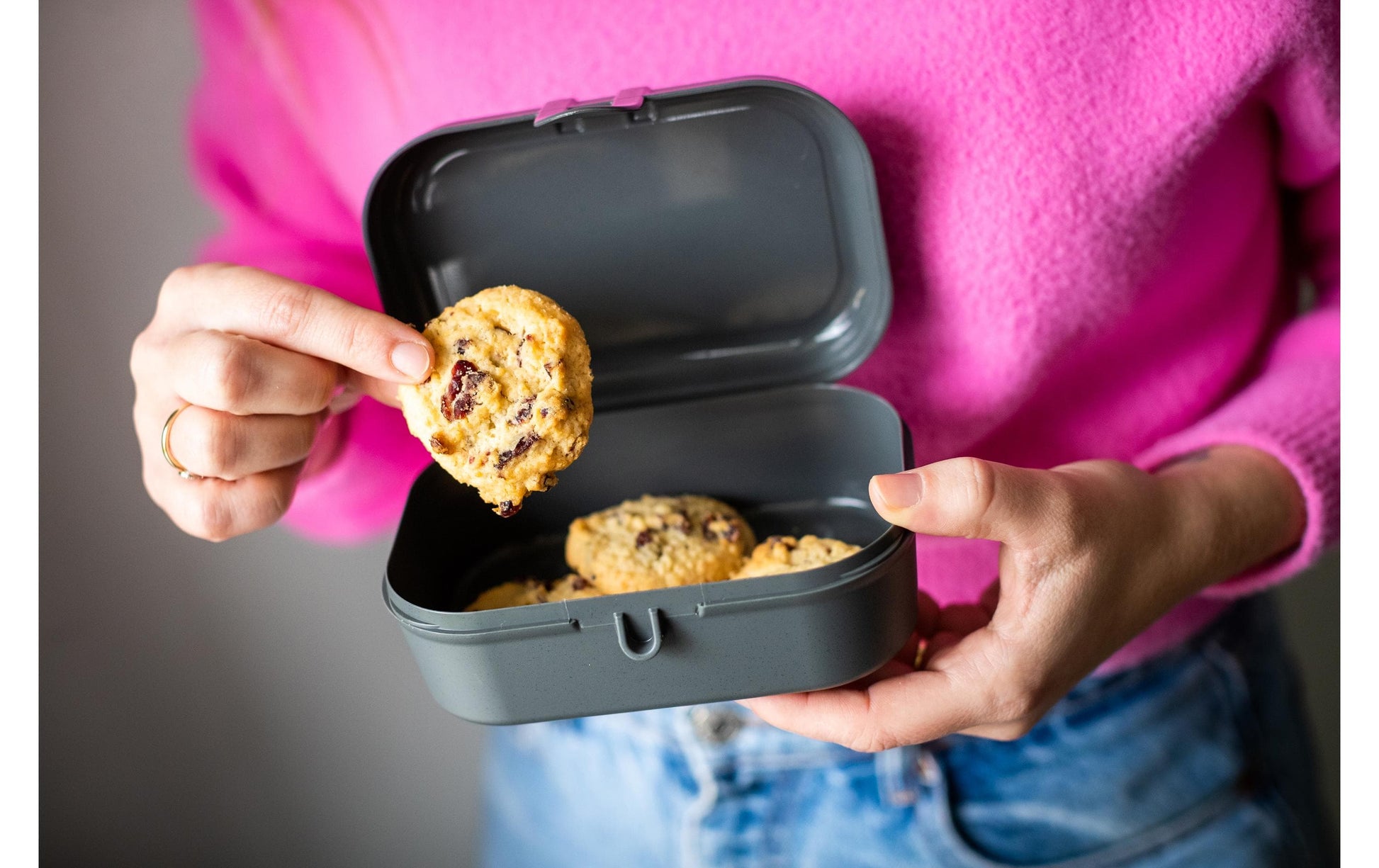 Koziol Lunchbox Pascal S – 15,1 × 10,8 × 6,0 cm, Kunststoff (biozirkulär), Beige, spülmaschinenfest, BPA-frei