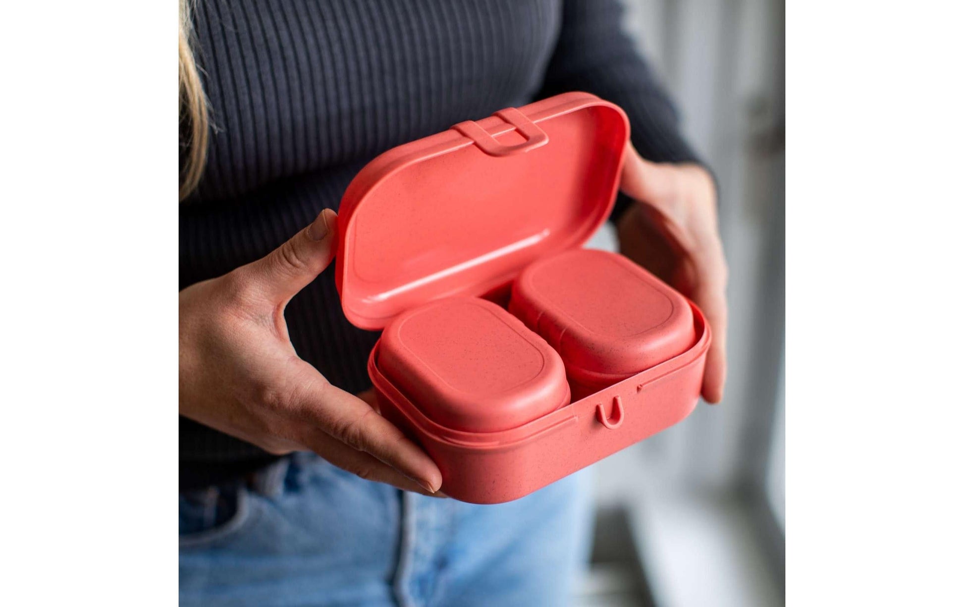 koziol Lunchbox 10,8 × 15,1 × 6 cm, Biokunststoff, grau, 3-teilig, BPA-frei