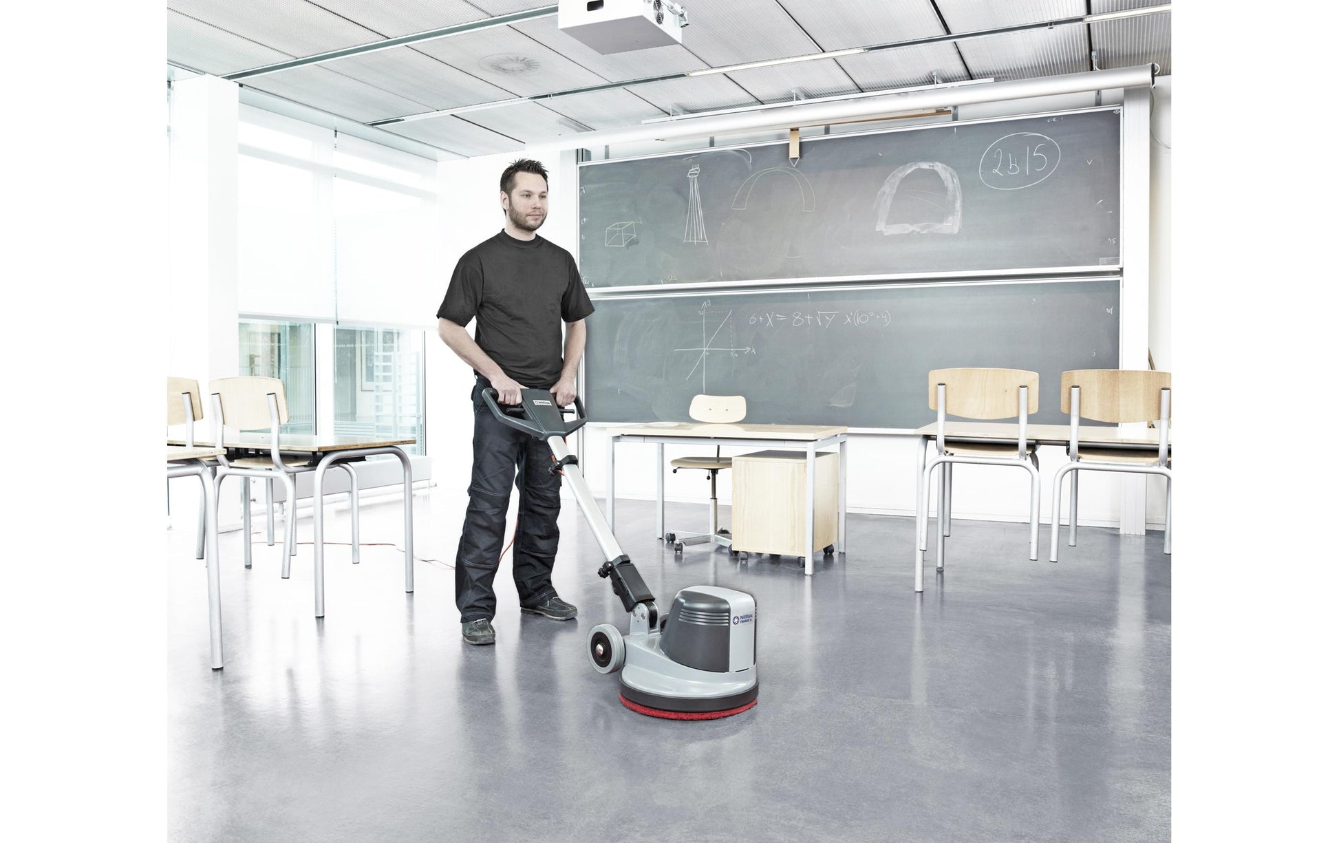 Nilfisk FM400D – Einscheibenmaschine – Ø 43 cm, 110 W, 370 U/min, Grau