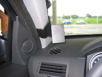 Brodit ProClip Befestigungssockel – für Opel Astra (2004–2009), Saturn Astra (2008–2009) – Schwarz, ABS