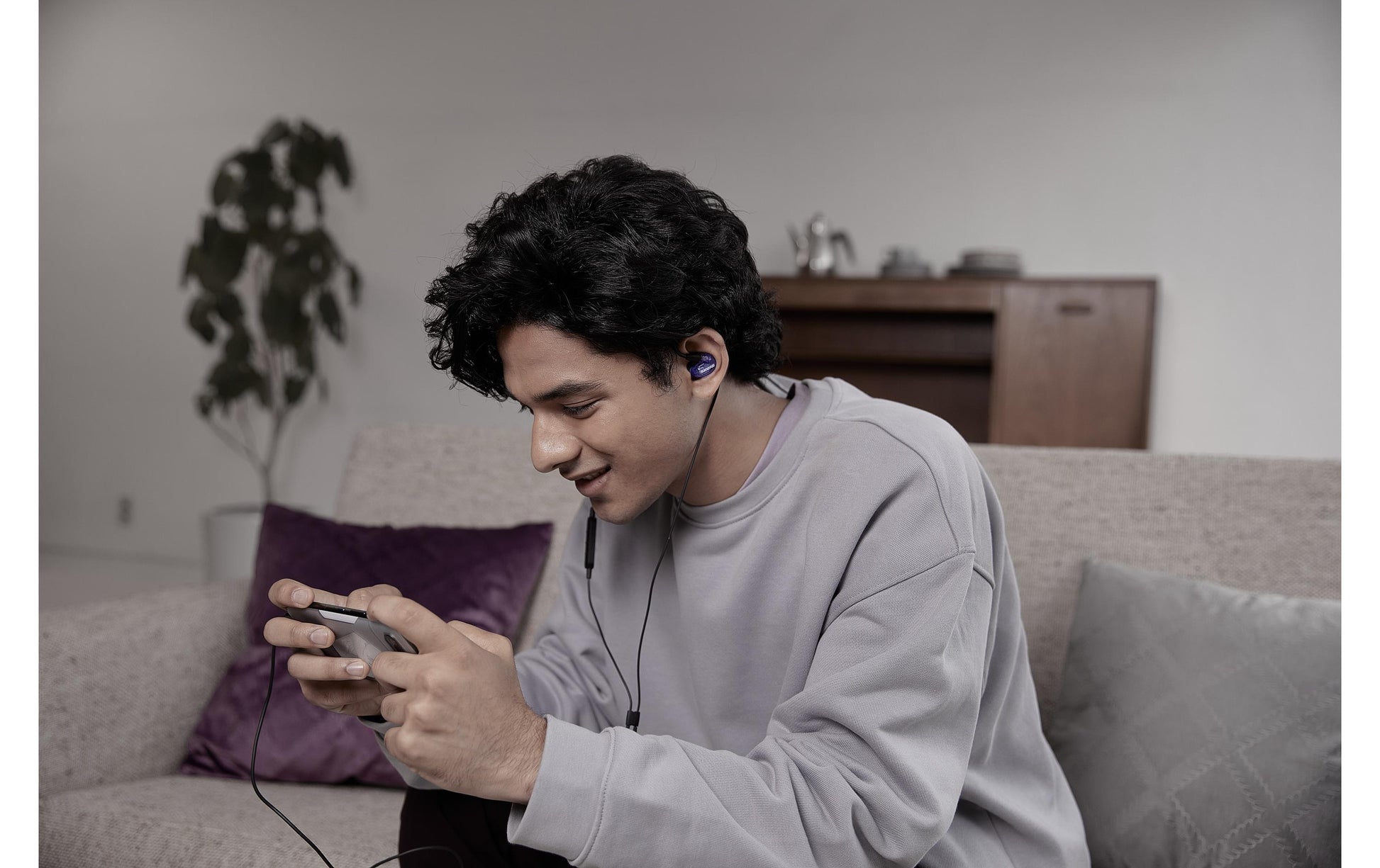 Shure SE215 – In-Ear Headset – 3,5 mm Klinke, Anruf-Management – Violett – für Apple/Android