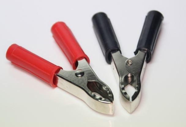 EP Product Klemmen – 4 mm, Rot/Schwarz, 2 Stück