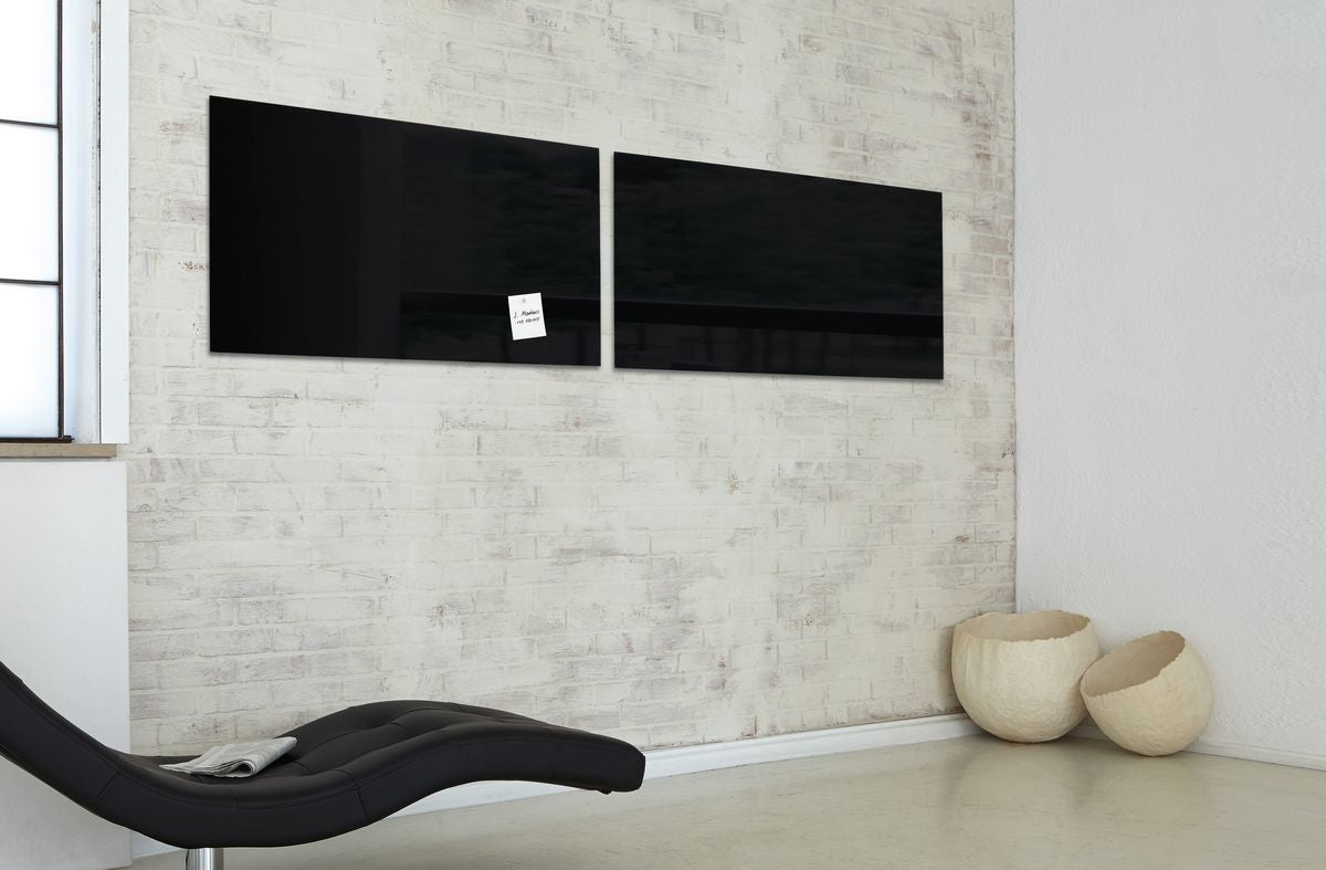 Sigel Whiteboard – 130 × 55 cm, Glas, magnetisch, Wandmontage, inkl. Magnete, Montagesatz, Magnetwürfel