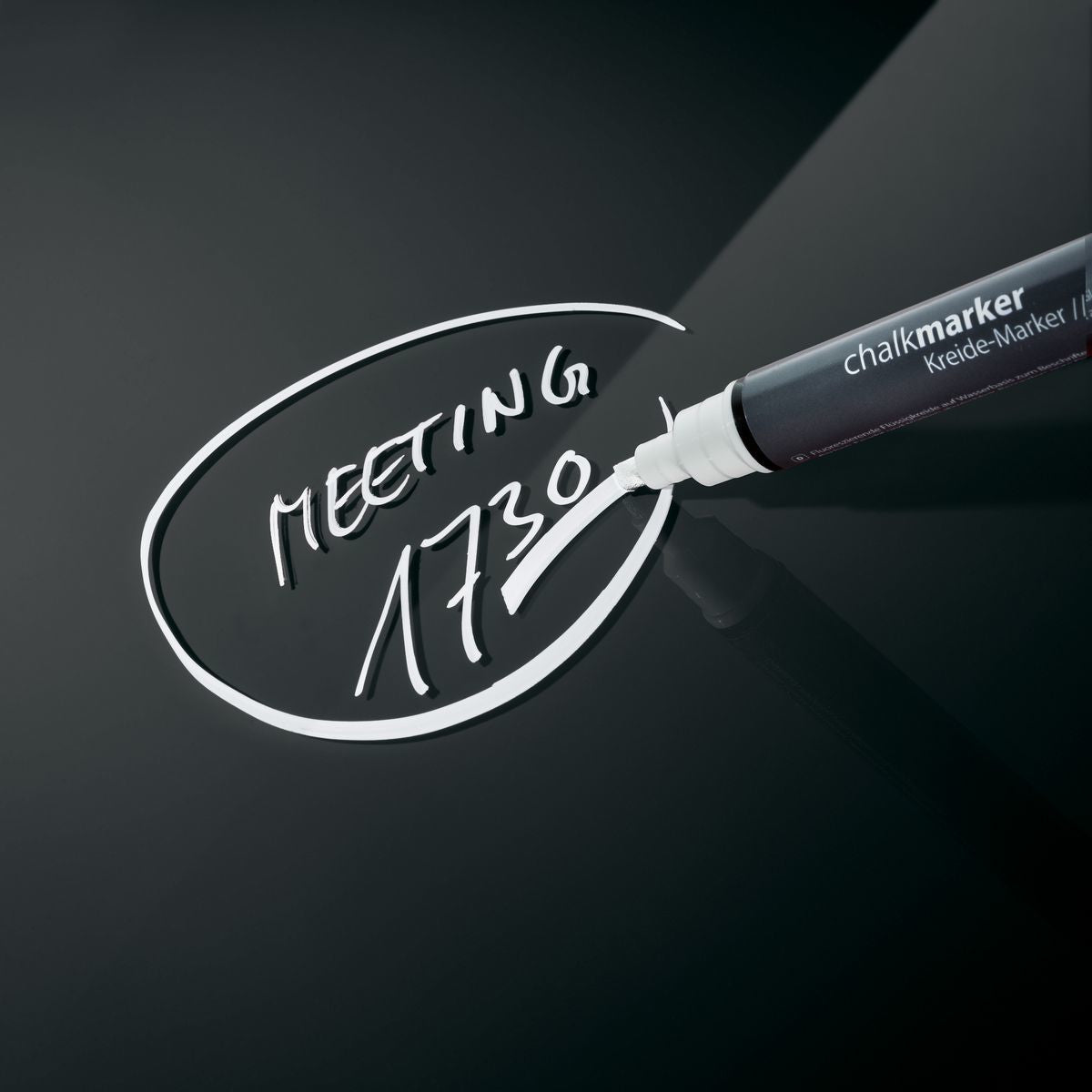 Sigel Whiteboard – 130 × 55 cm, Glas, magnetisch, Wandmontage, inkl. Magnete, Montagesatz, Magnetwürfel