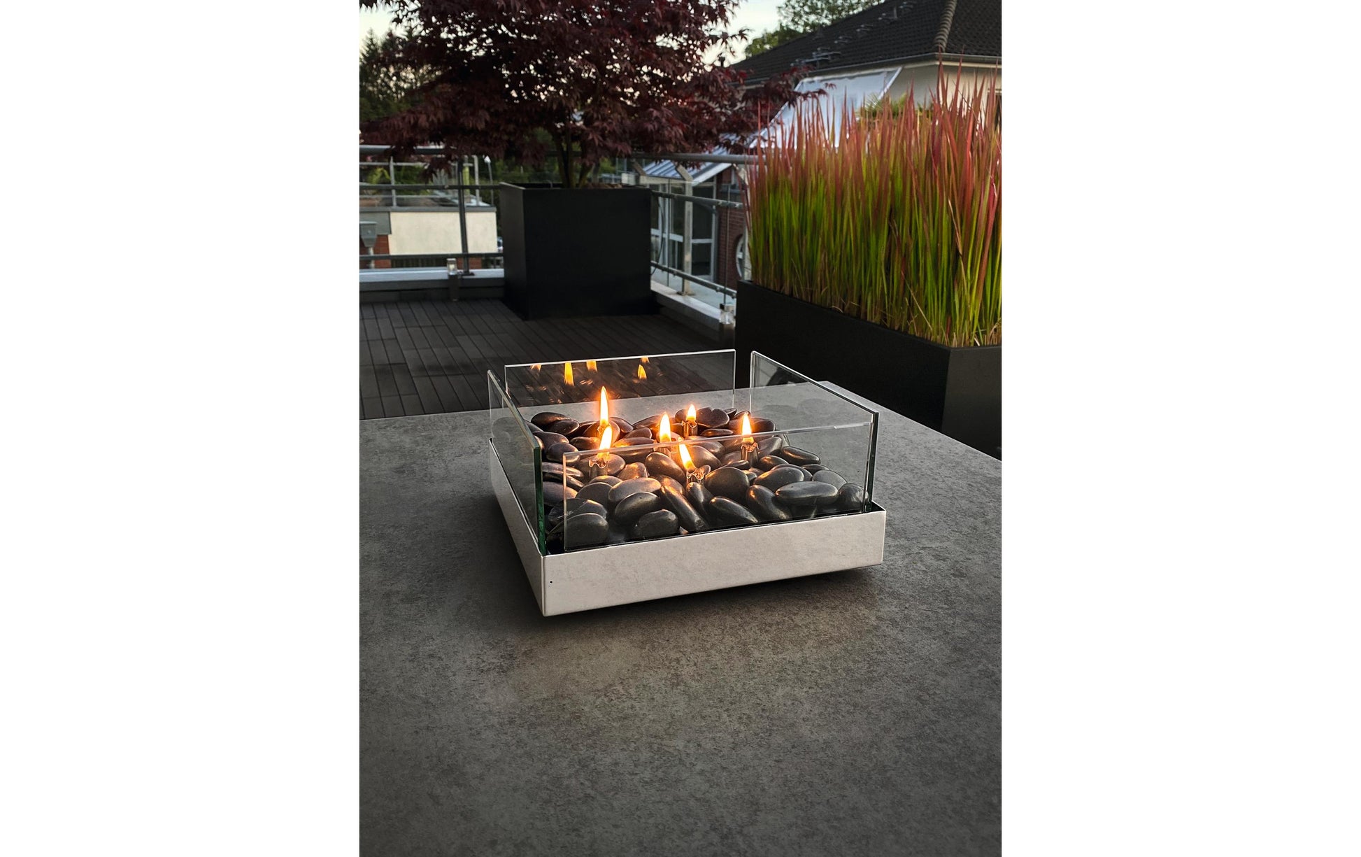 Philippi Tischkamin – 22,9 × 22,9 × 10,2 cm – Glas & Edelstahl, mehrfarbig
