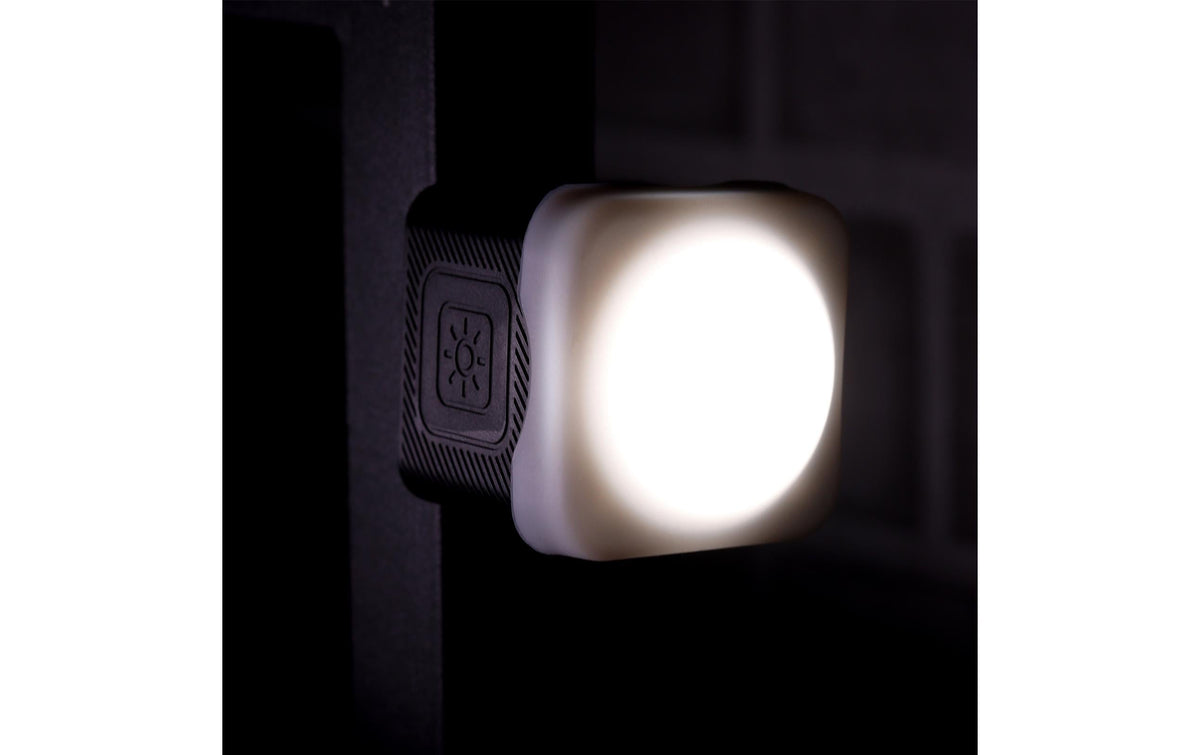 Ulanzi LED-Videolicht – 1000 lx, 5500 K, dimmbar, IP68, 800 mAh, 1,05 h – Schwarz