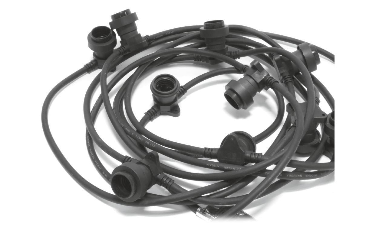 M. Schönenberger Schönenberger Lichterkette SOLO – 10 m – 10 LEDs – 10 W – IP44 – Netzbetrieb – Schwarz, Kunststoff