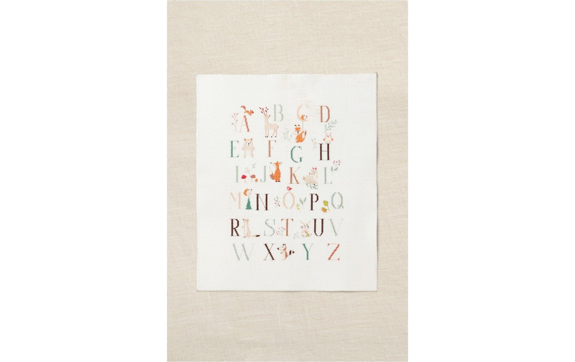 DMC Kreuzstich-Bastelset – Tieralphabet – 25,7 × 35,5 cm