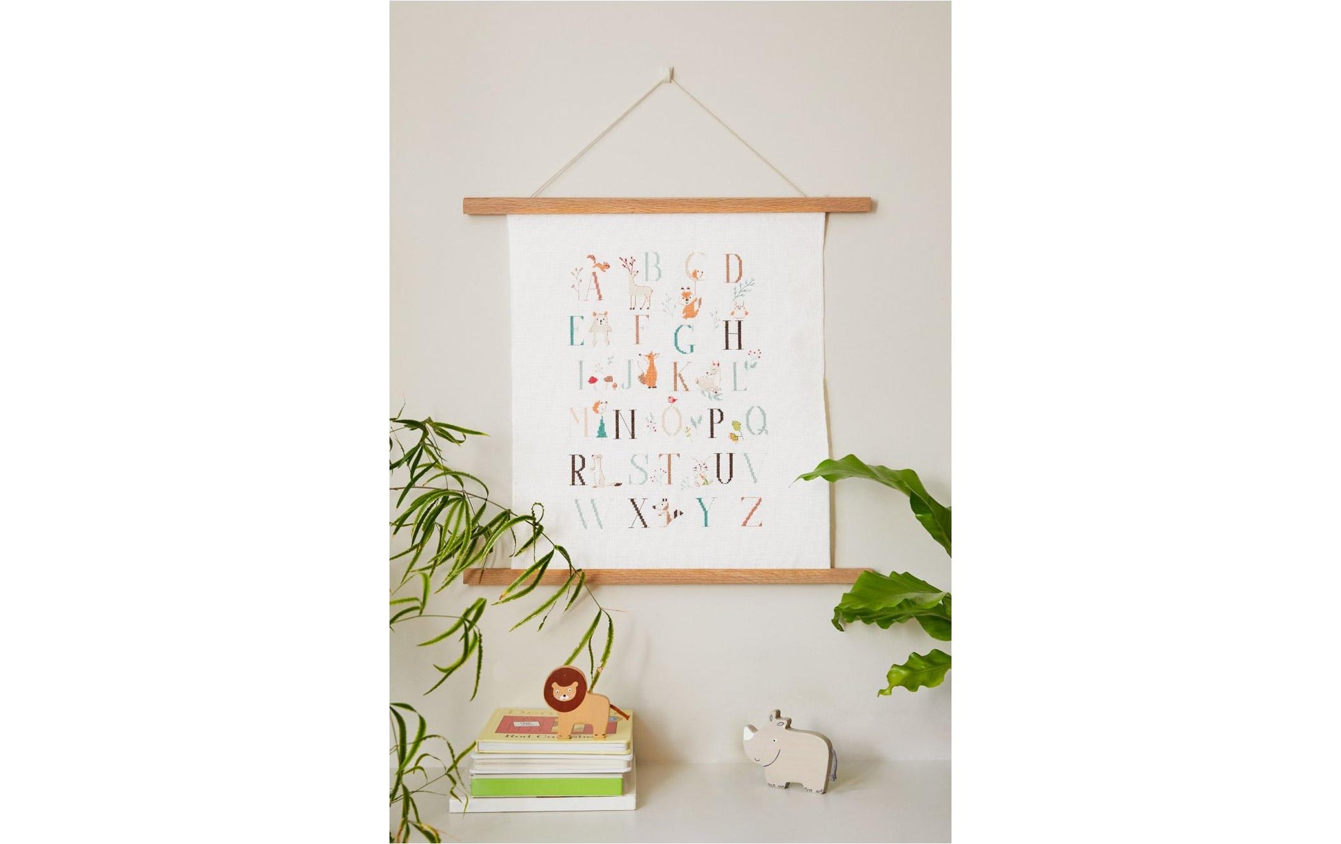 DMC Kreuzstich-Bastelset – Tieralphabet – 25,7 × 35,5 cm