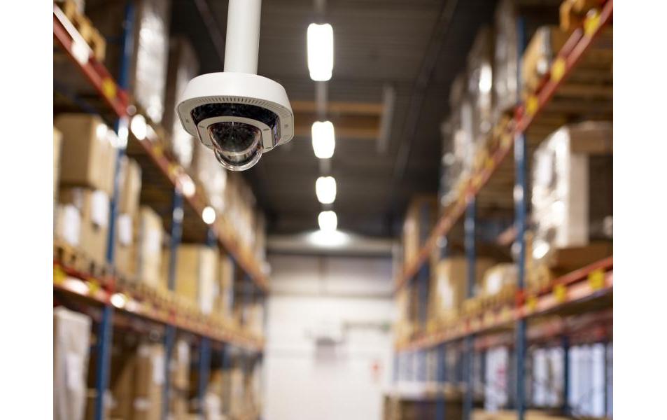 Axis P4705-PLVE Netzwerkkamera – Full HD, PoE+, IR-Reichweite 15 m, Weiss