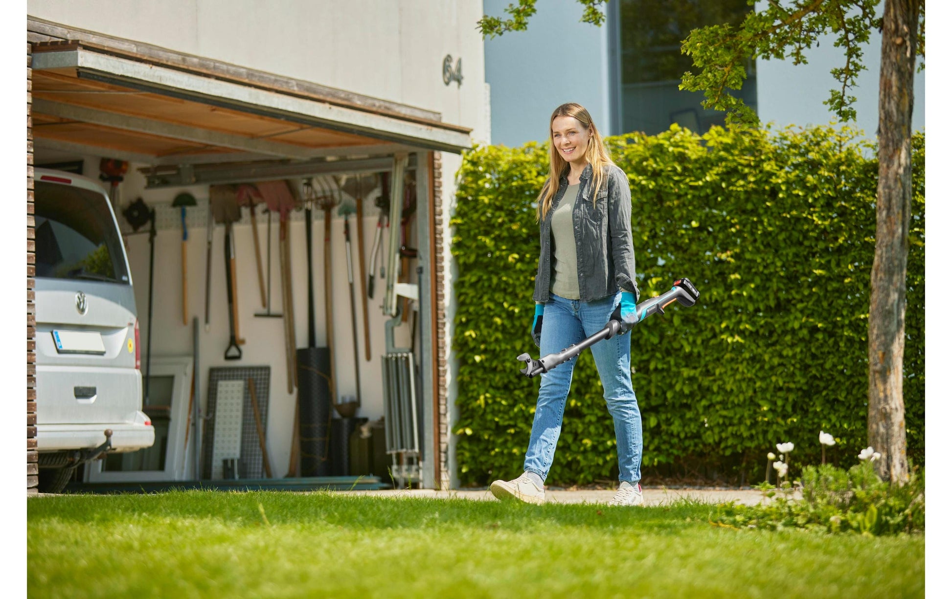 Gardena EasyCut 110 Akku-Baumschere – 18 V – max. Aststärke 28 mm – POWER FOR ALL