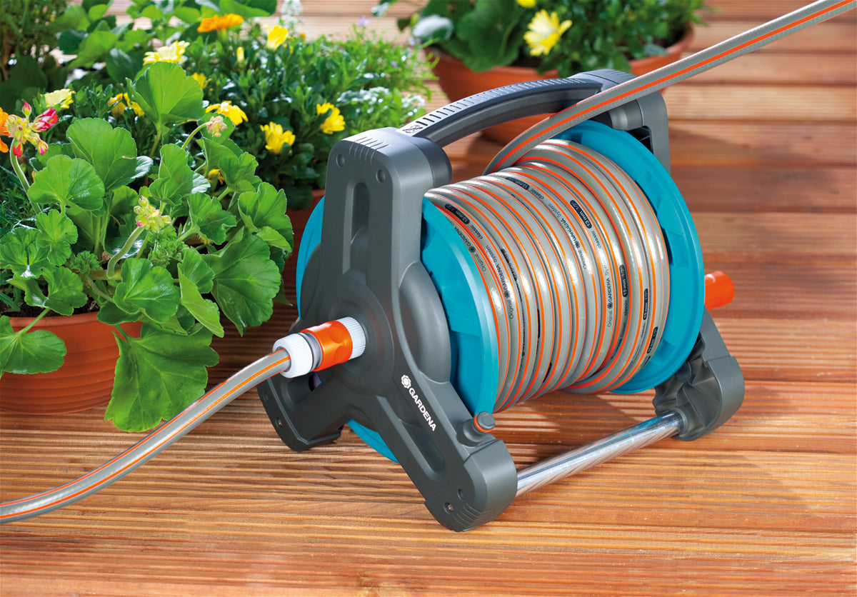 Gardena Classic Schlauchtrommel 10 m – mit 1,3 cm Schlauch, Schwarz/Türkis