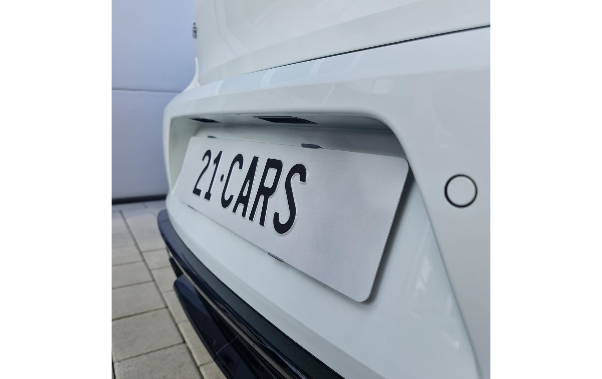 21CARS Kennzeichenhalterset – für Auto – Langformat – Klicksystem, Kunststoff, Schwarz
