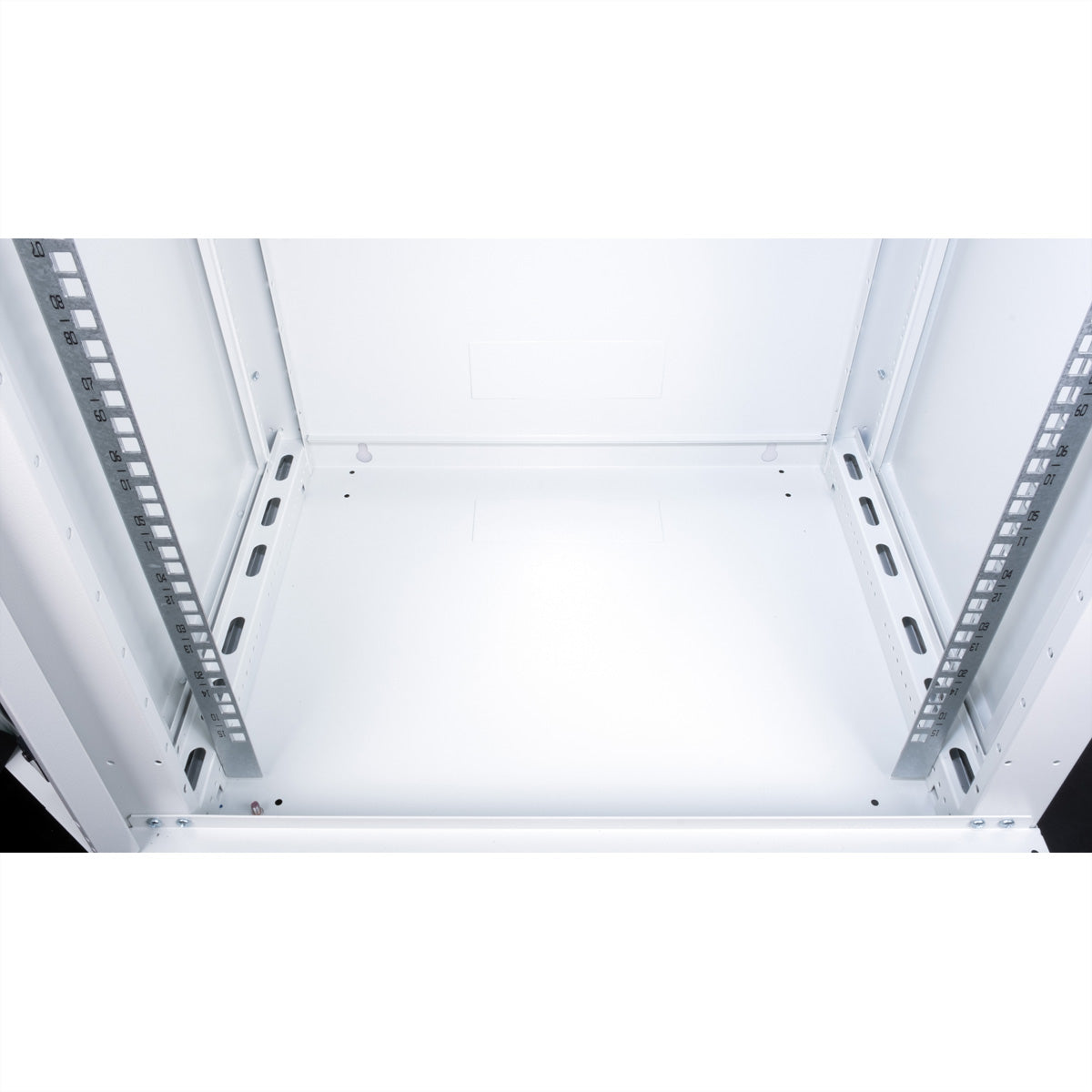 ROLINE Basic Plus – 19" Wandverteiler 18U, IP20, abschliessbar, 600 × 450 × 912 mm, lichtgrau, Stahl