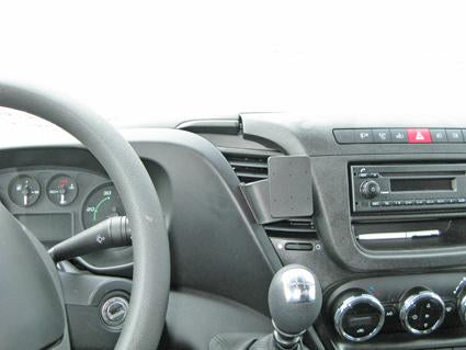 Brodit ProClip – Auto-Halterung – für IVECO Daily (2015–2016), Schwarz