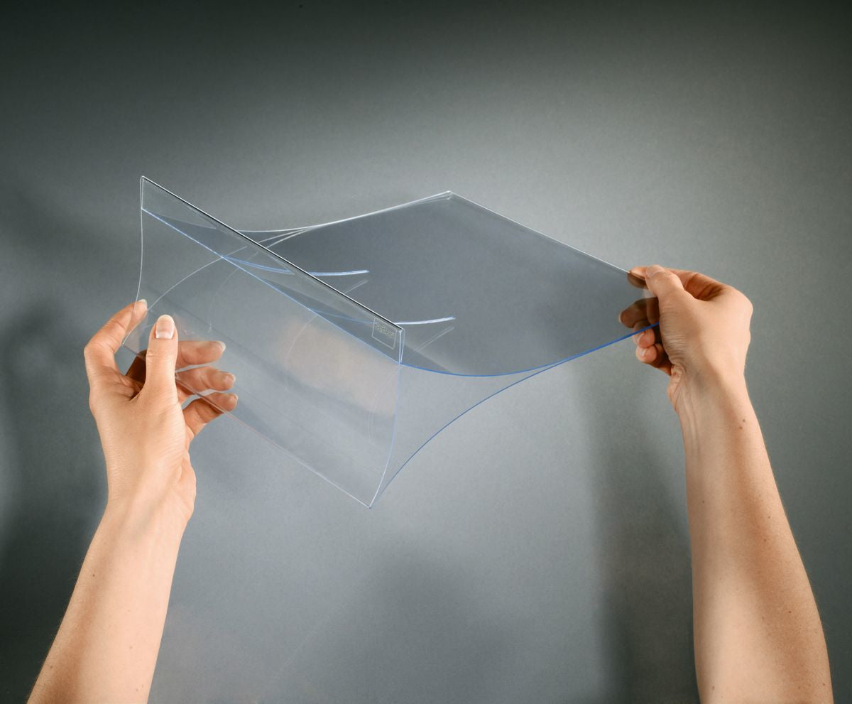 Sigel Tischaufsteller – für A4 Hochformat, transparent, Kunststoff, 220 × 150 × 335 mm