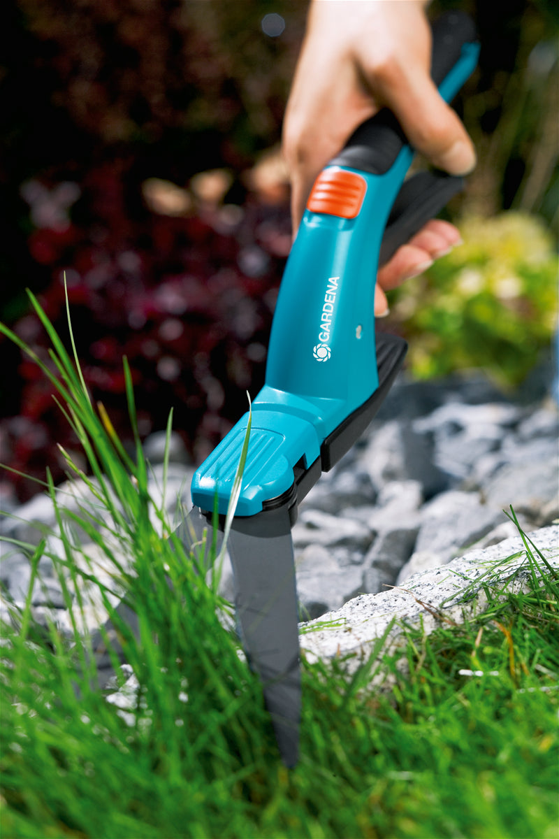 Gardena Comfort – Grasschere, horizontale Klingen, Kurzgriff, weicher Haltegriff