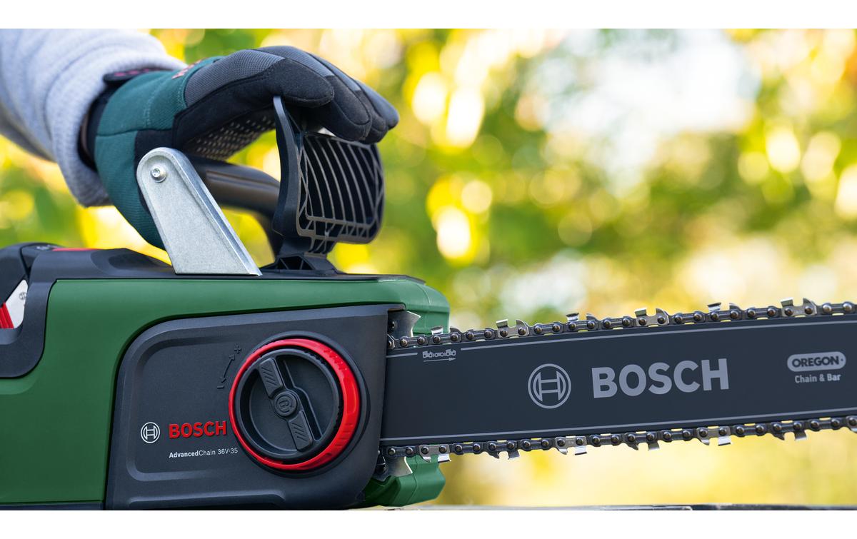 Bosch AdvancedChain 36V-35-30 Kettensäge – 36 V – Schwertlänge 31 cm – Mit Akku & Ladegerät – POWER FOR ALL