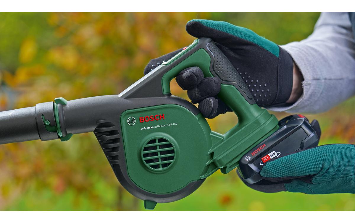 Bosch UniversalLeafBlower Laubbläser – 18 V – Luftstrom 245 km/h – 2,5 Ah & Ladegerät – POWER FOR ALL