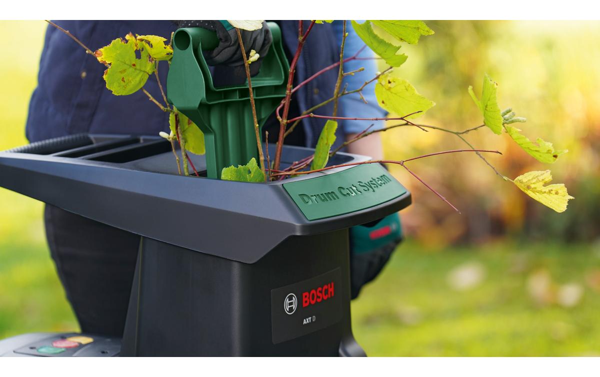 Bosch AXT 22 D – 2200 W – Max. Ast-Durchmesser 38 mm – 53 l Sammelbox – Netzbetrieb