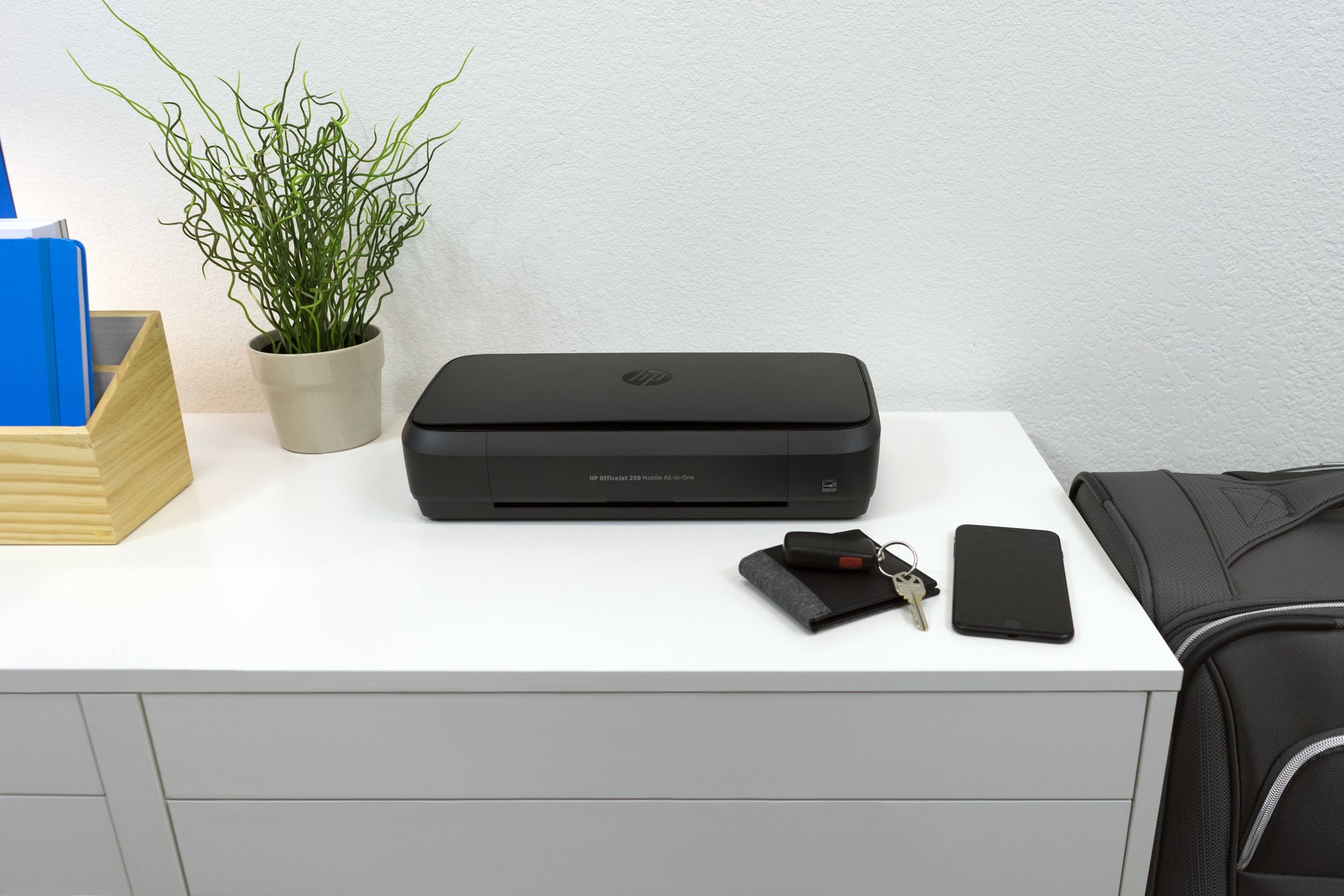 HP OfficeJet 250 Mobile – Farbtintenstrahl-Multifunktionsdrucker, A4, 3-in-1, Duplex, ADF, WLAN