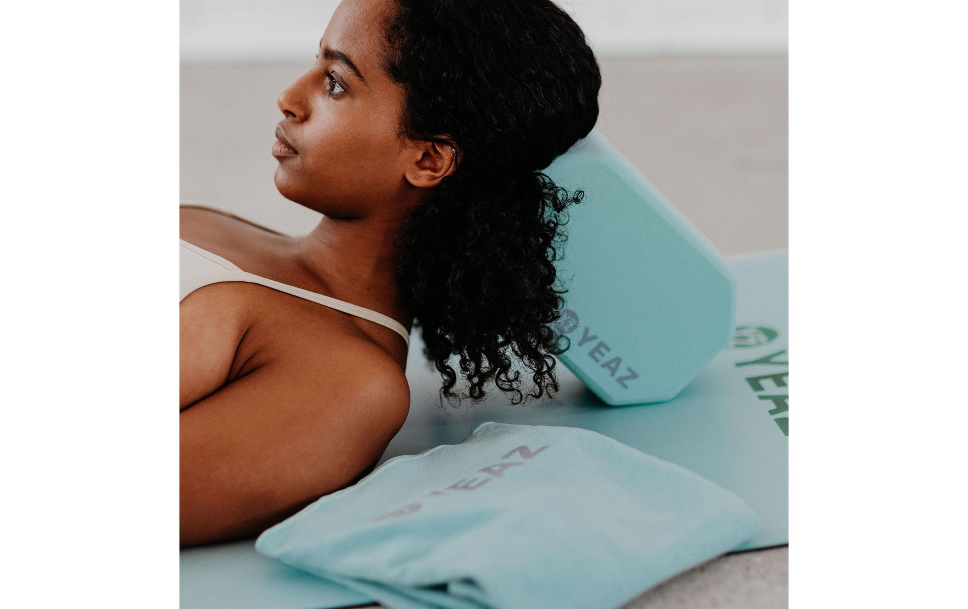 YEAZ Yogatuch – 66,5 × 188 cm, Türkis, 80% Polyester/Nylon