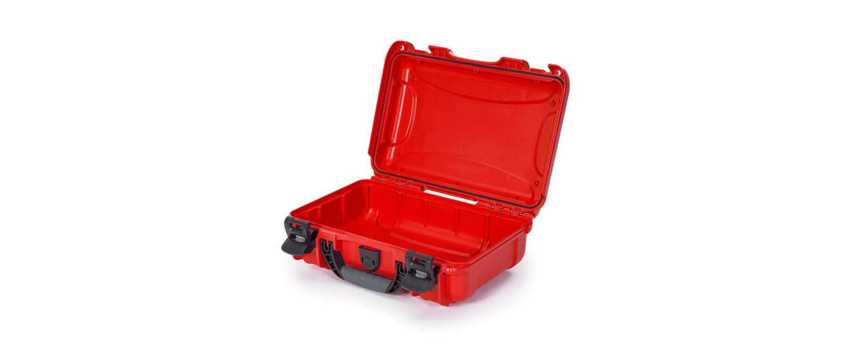 Nanuk Schutzkoffer 909 Erste Hilfe – 4,8 l, Kunststoff, Rot, 31,8 × 20,3 × 24,9 cm