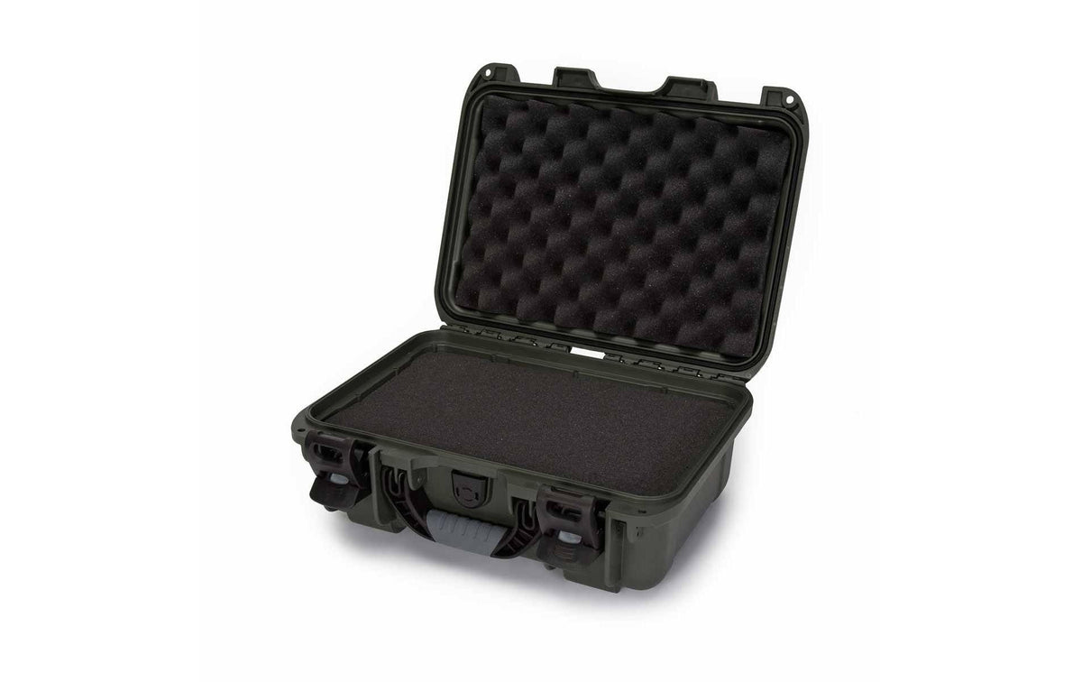Nanuk Schutzkoffer 915 – 13,0 l, Kunststoff, mit Schaumstoff, olivgrün, 39,1 × 17,3 × 30,7 cm