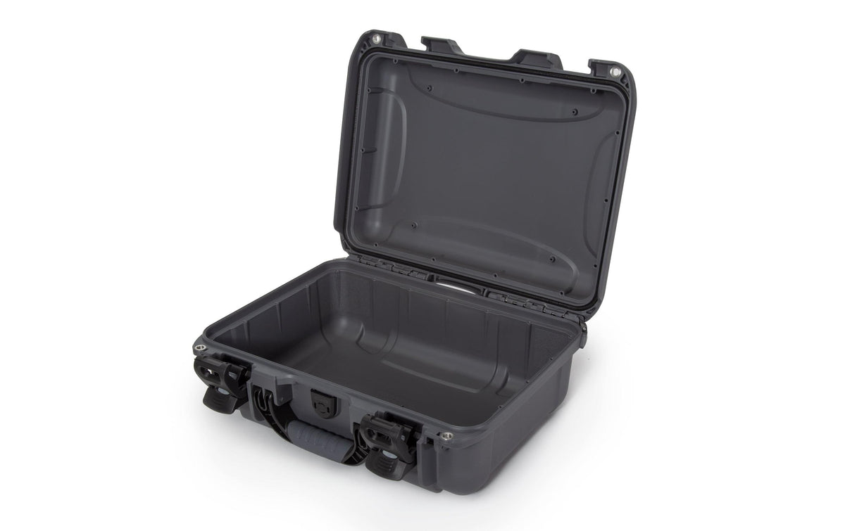 Nanuk Schutzkoffer 920 – Kunststoff, Graphit, 42,4 × 17,3 × 34,0 cm
