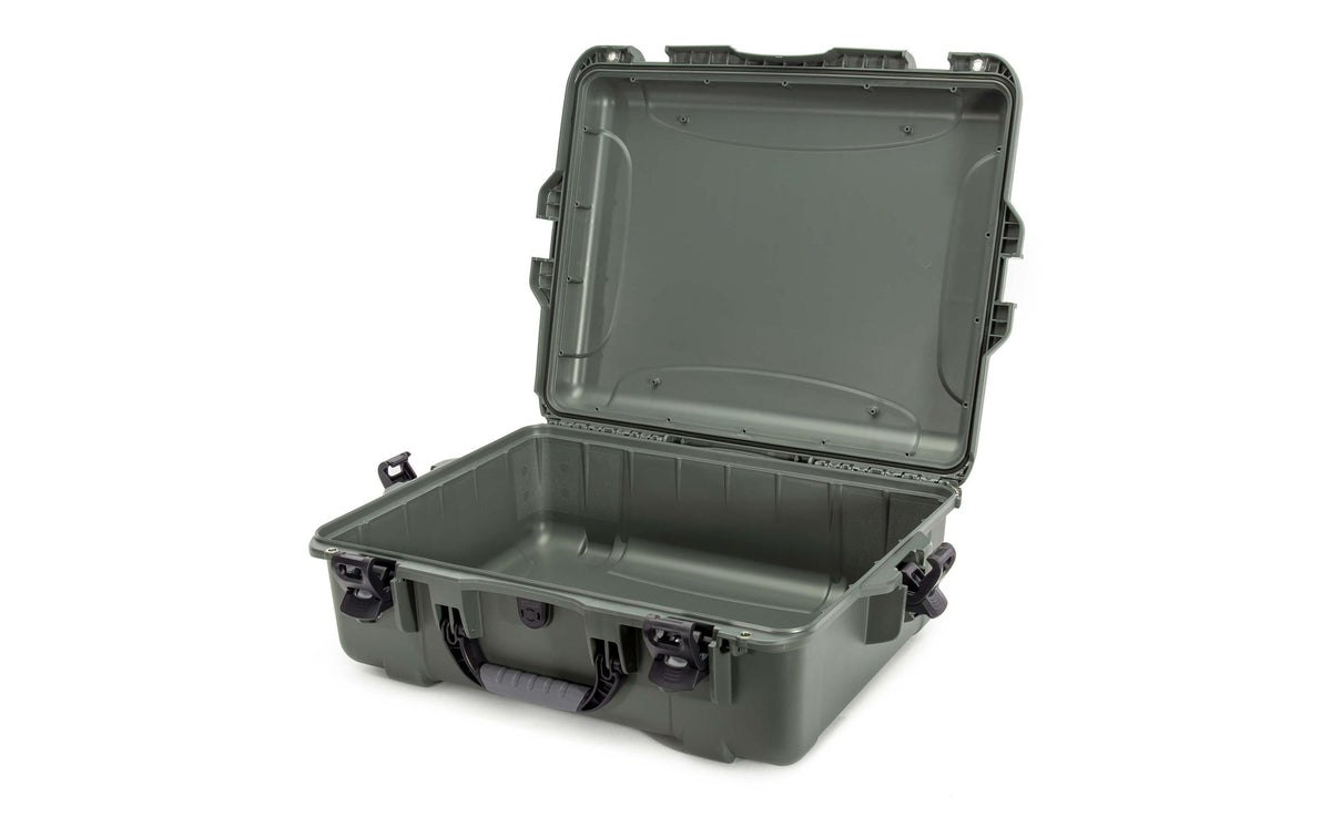Nanuk Schutzkoffer 945 – 50,2 l, Kunststoff, Olivgrün, 50,5 × 22,4 × 63,8 cm