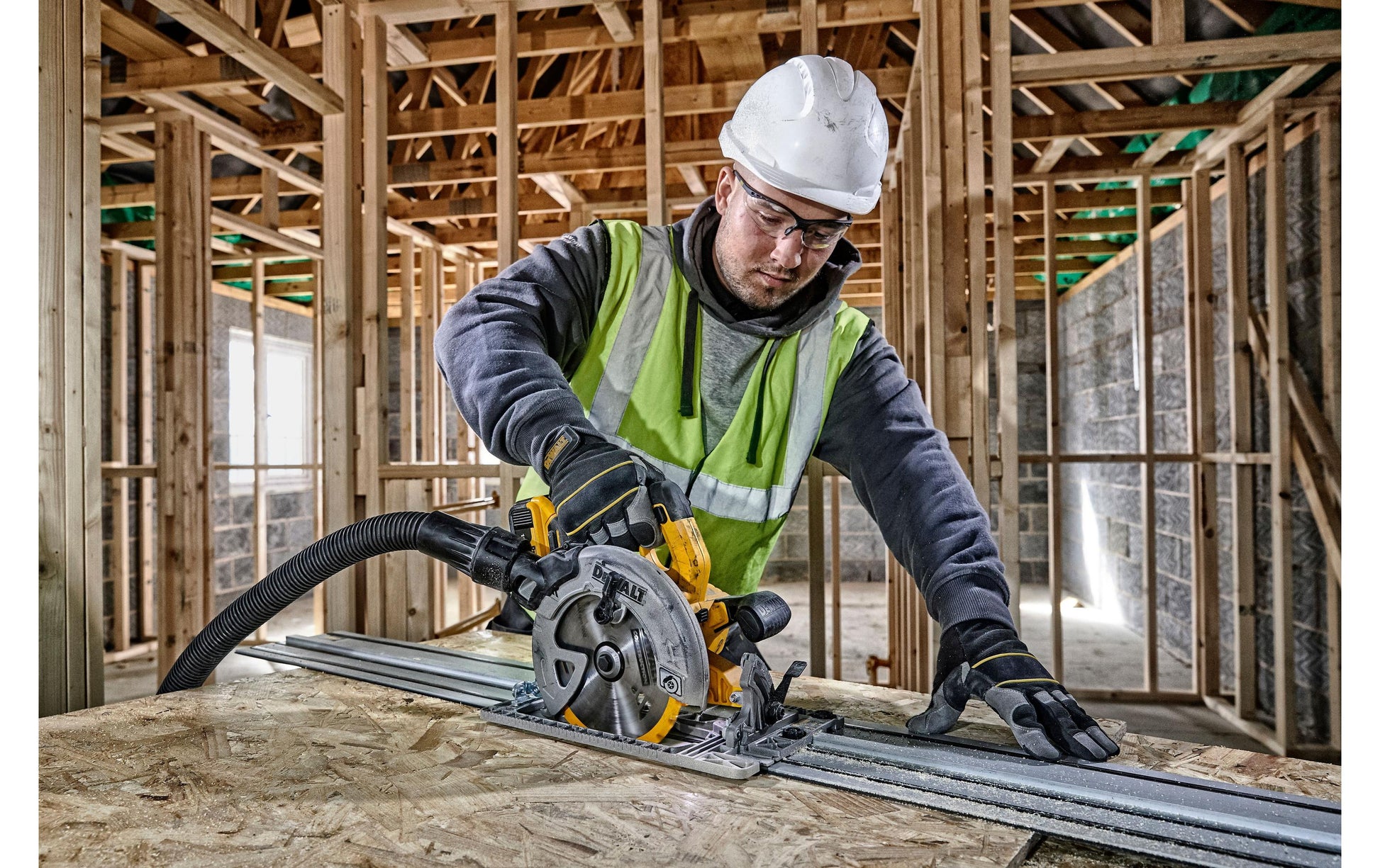 DeWalt Akku-Handkreissäge – 18 V – Solo, Koffer – XR