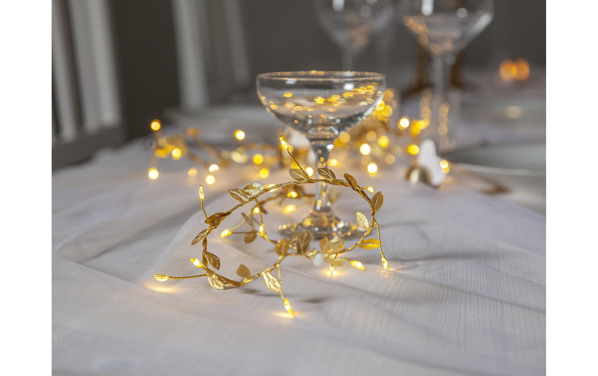 Star Trading Winny Lichterkette – Starterset, 2,5 m, 0,5 W, Warmweiss, Gold, Timer, Batteriebetrieb 3× AA