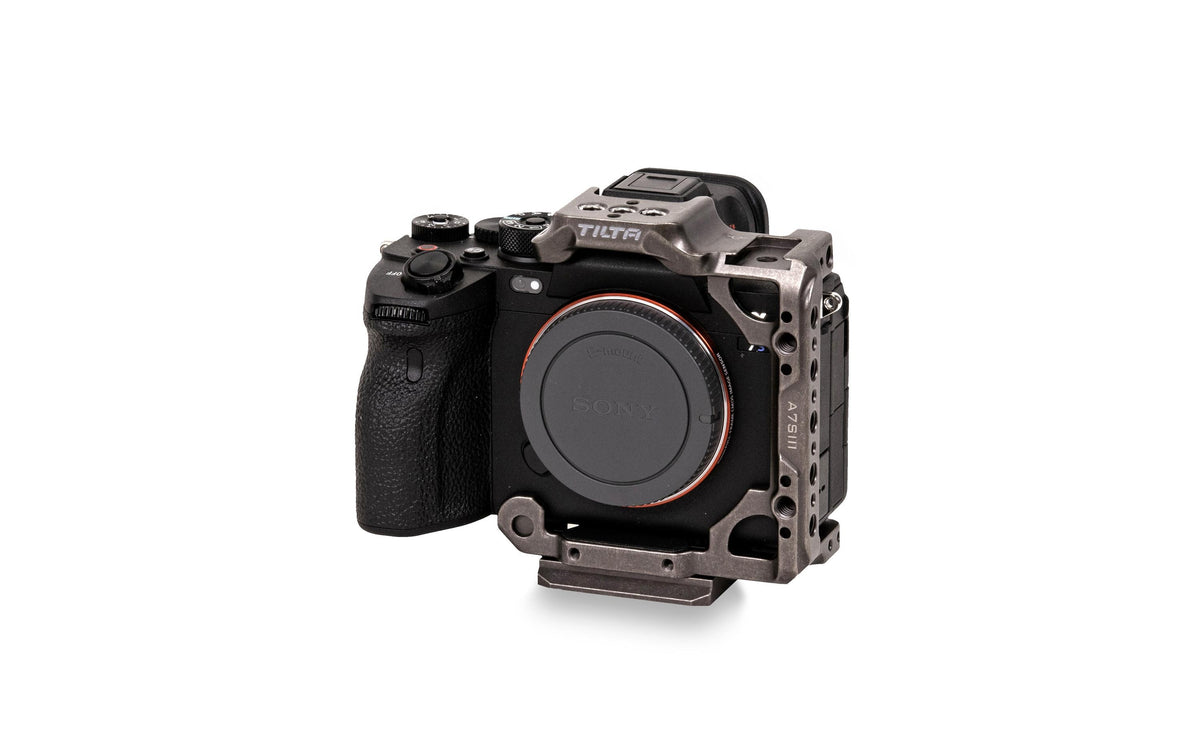 Tilta TA-T18-HCC Half Camera Cage – Aluminium, 94,1 × 105 × 52 mm, 95 g – für Sony a7S III – Grau
