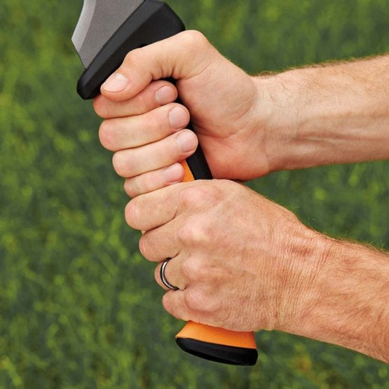 Fiskars Solid – Machete 460 mm, Edelstahl, Kunststoffgriff, orange, inkl. Mantel