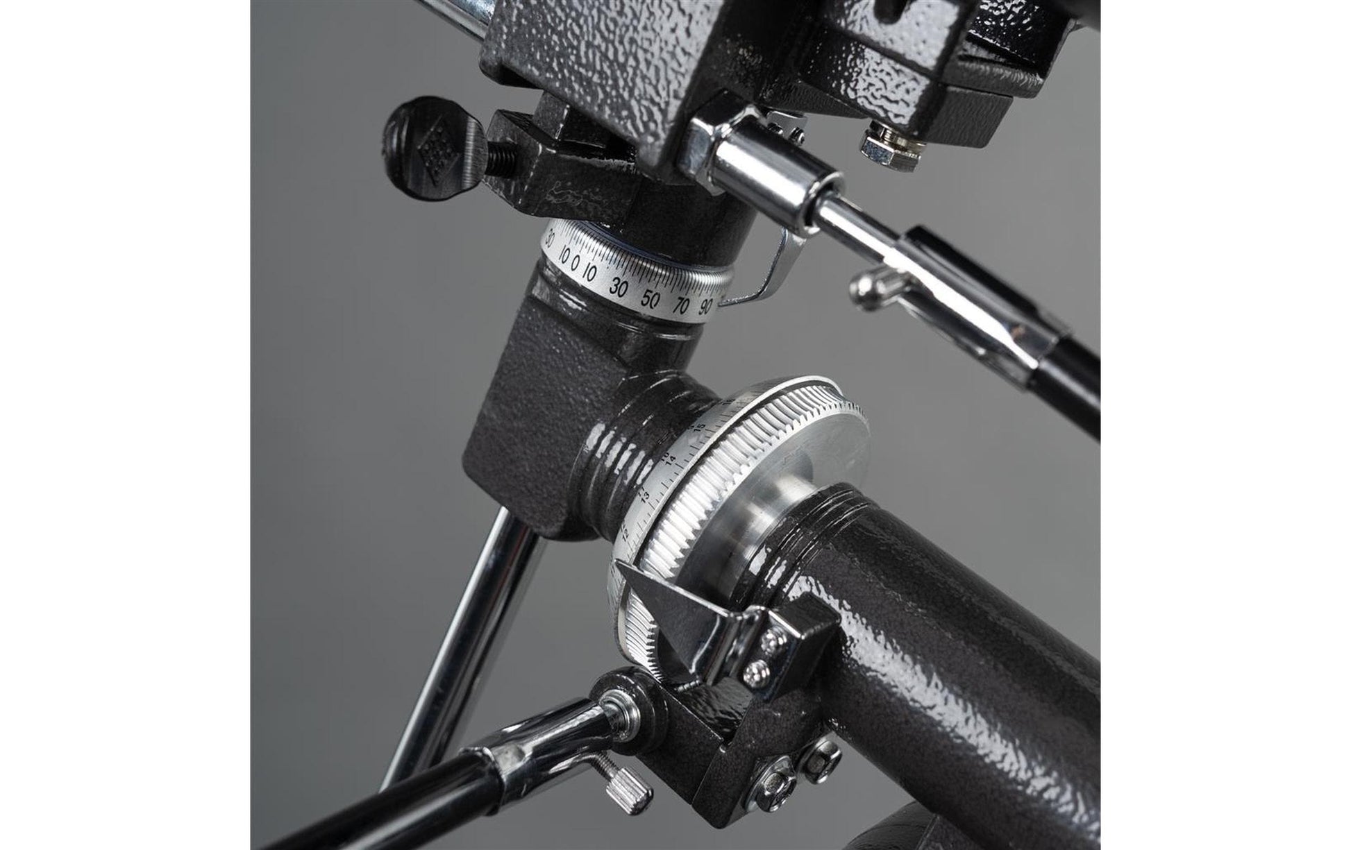Dörr DELTA 1000 – Spiegelteleskop, 114 mm Öffnung, 1000 mm Brennweite, f/8,8, 500×, Schwarz