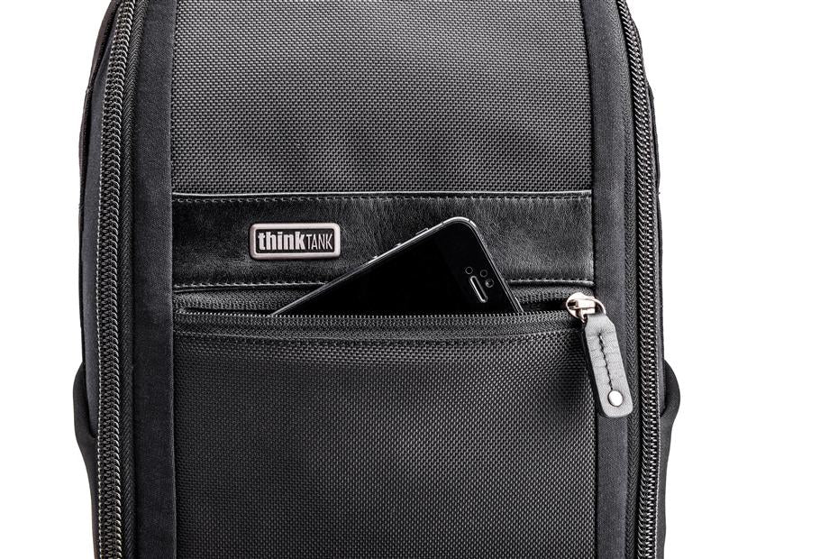Think Tank Urban Approach 15 Rucksack – Nylon – Schwarz – für MILC, Notebook bis 38,1 cm (15") – Regenhülle