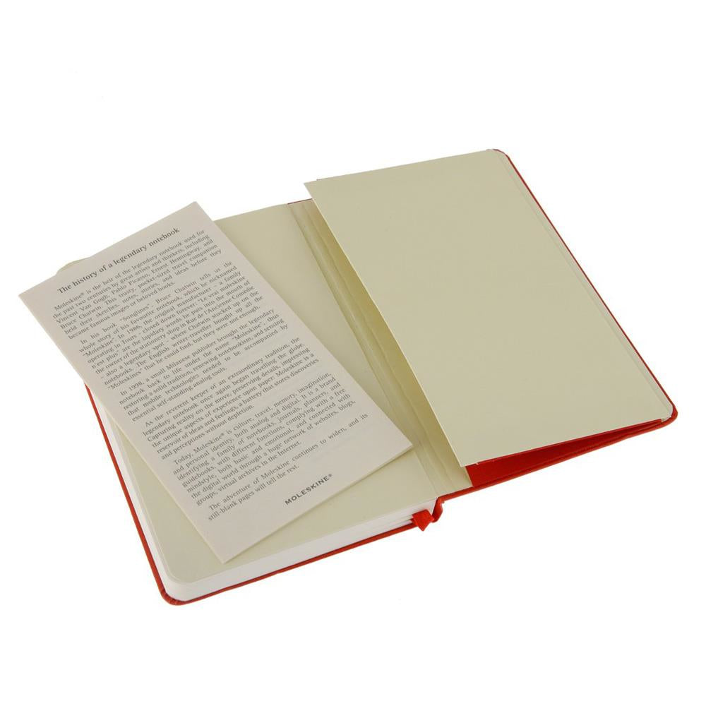 Moleskine Notizbuch, 130 × 210 mm, liniert, Leimbindung, Hardcover, 240 Seiten, 70 g/m² – rot