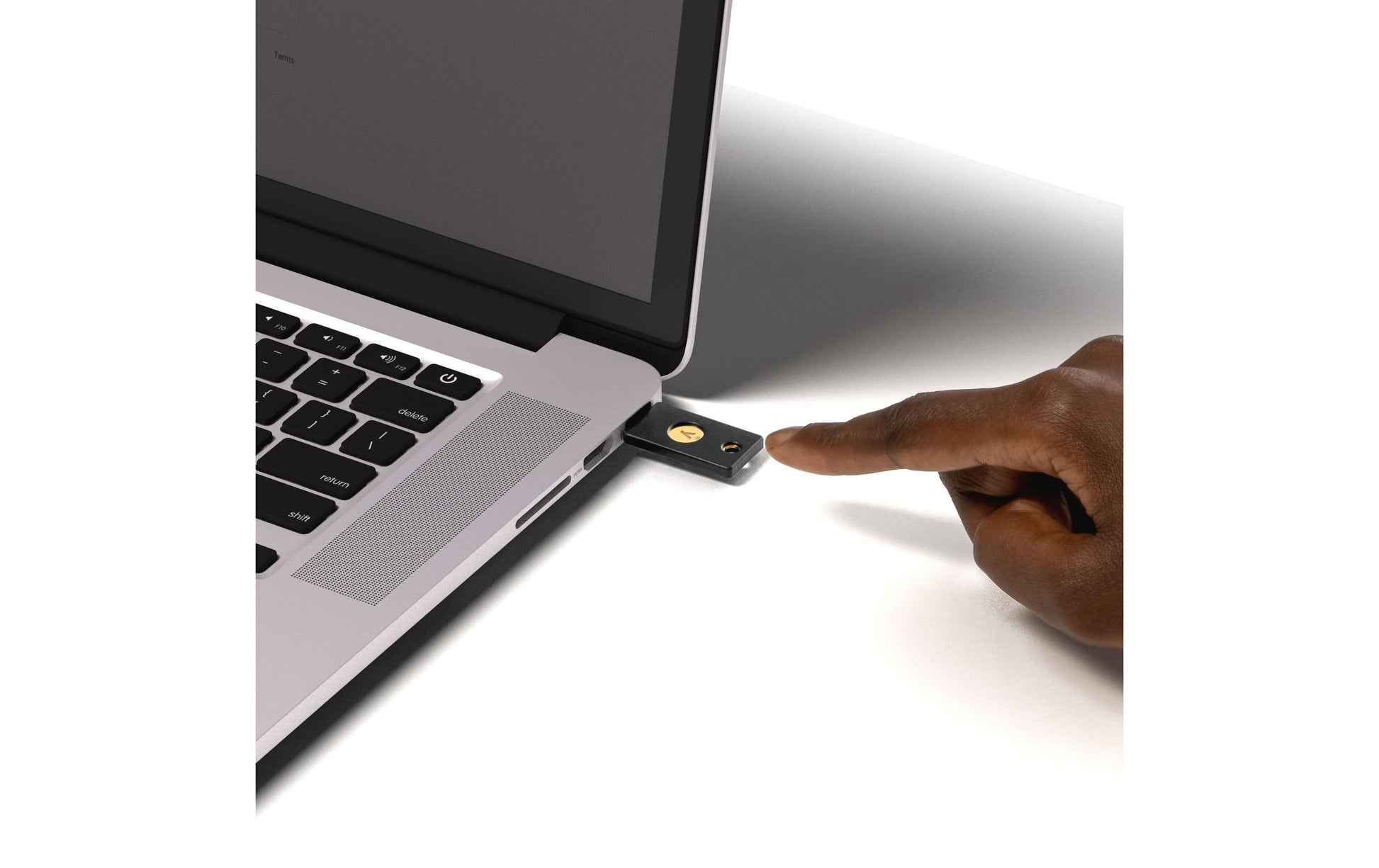 Yubico Sicherheitsschlüssel – USB-A (Stecker) – NFC, FIDO 2 – Schwarz – für Android, Windows 10, iOS