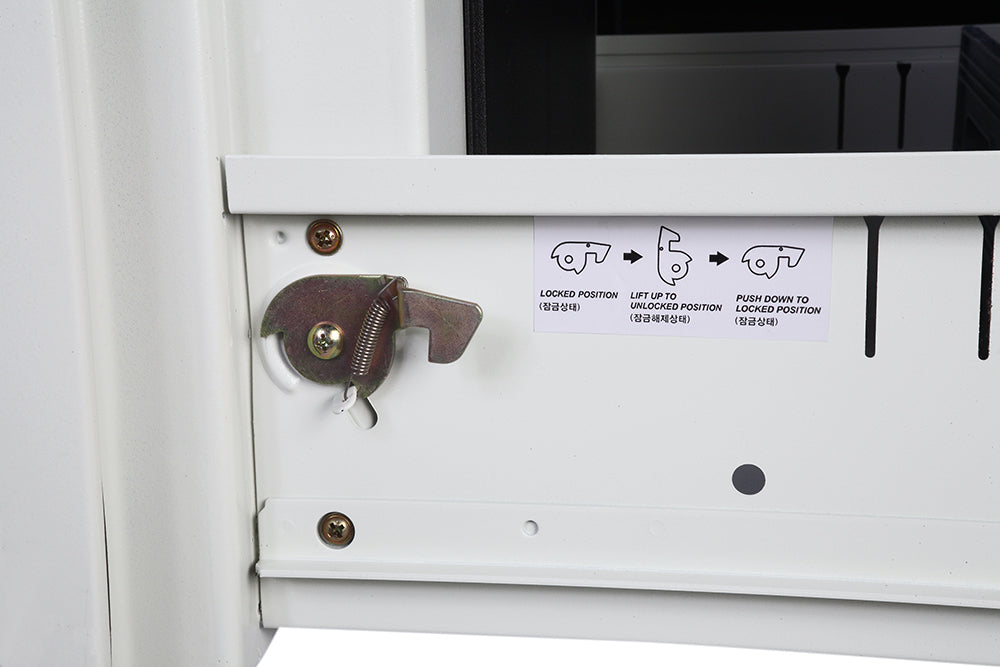 Phoenix Safe Co. Phoenix Sicherheitsschrank FS2254E – Elektronikschloss – 530 × 675 × 1'495 mm – Feuerschutz 90 min – Weiss