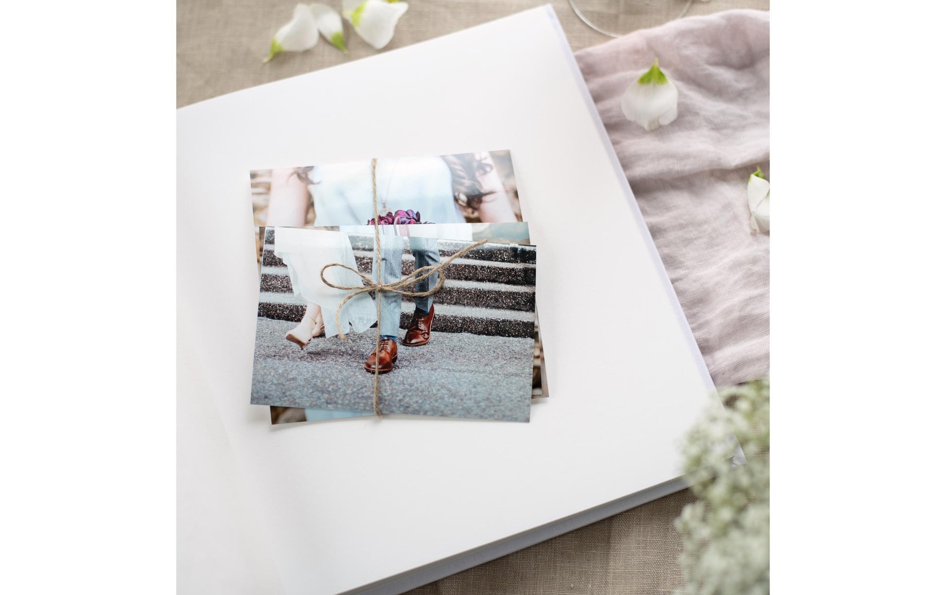 Goldbuch Hochzeitsalbum Herzklopfen – für 100 × 150 mm, beige, Herzmotiv, Papier, 300 × 310 mm