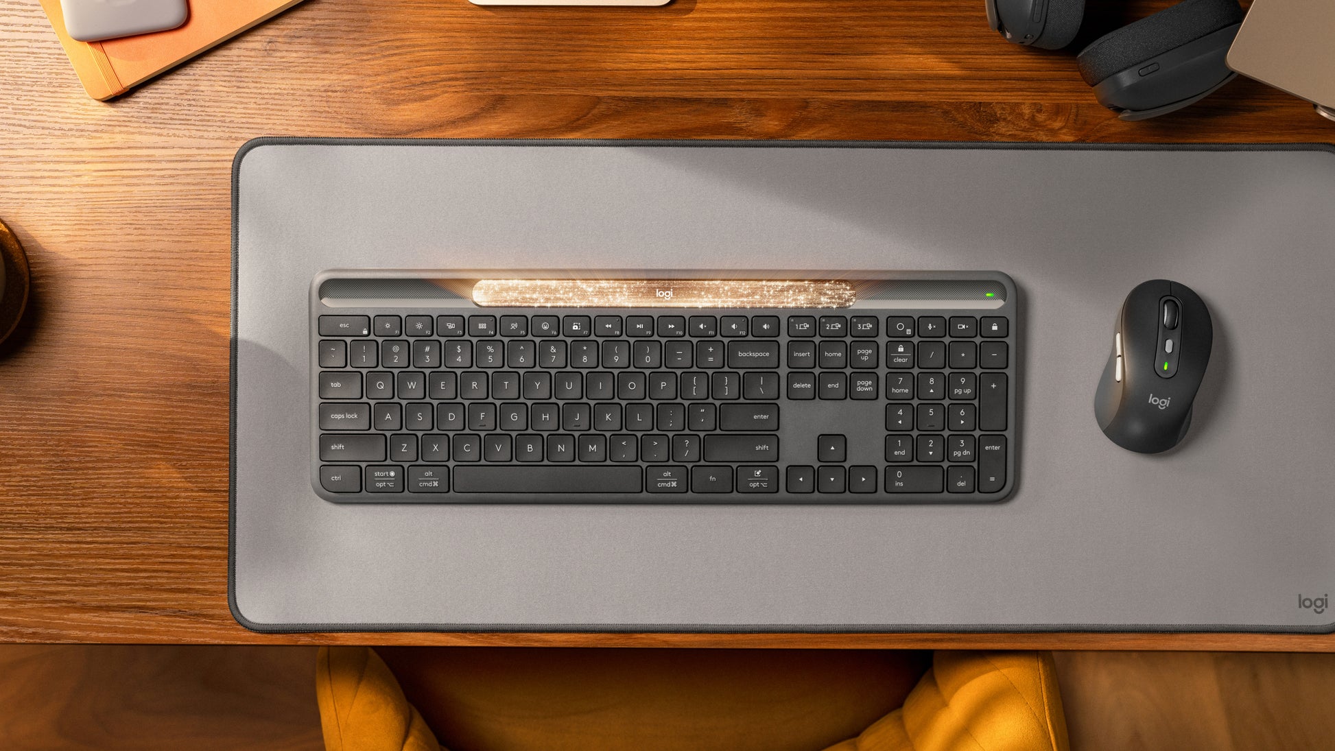 Logitech Signature Slim Solar+ K980 – Tastatur – Bluetooth & 2,4 GHz – Solar, wiederaufladbar – QWERTZ (DE)