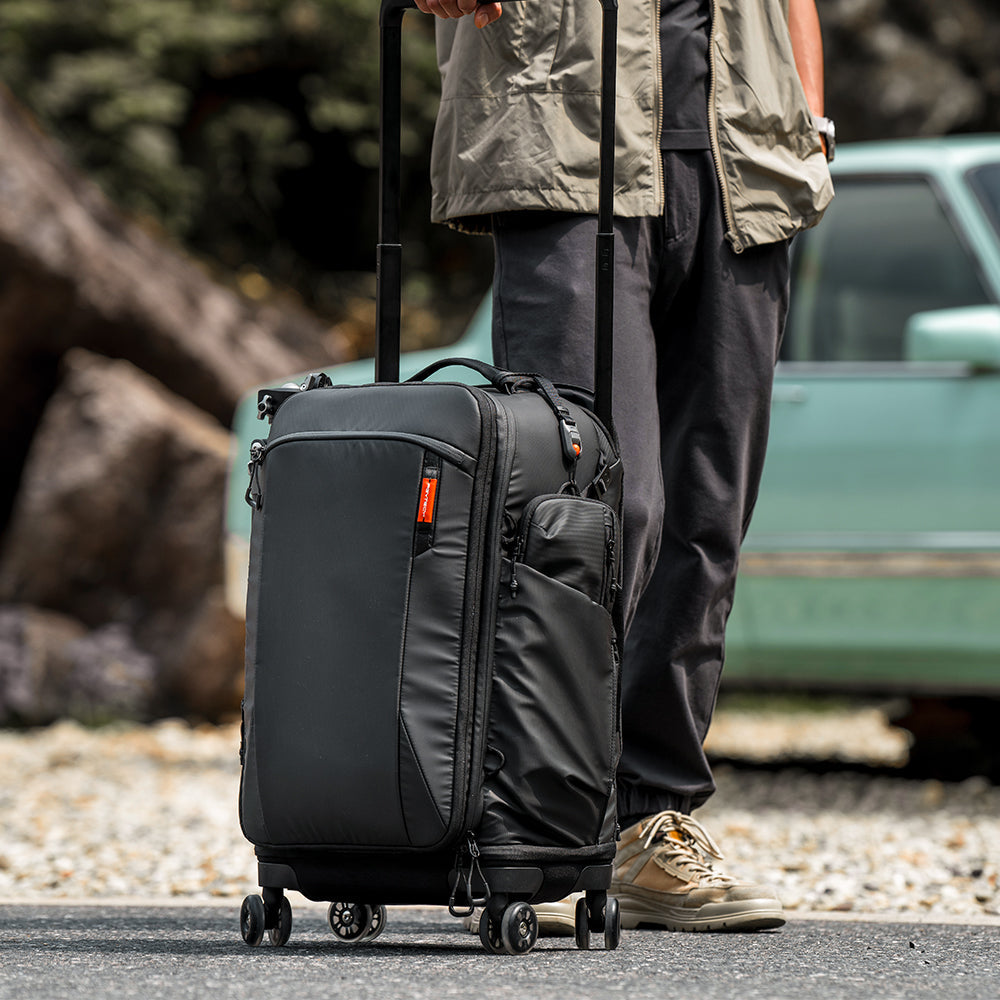 PGYTECH P-CB-180 Kamerarucksack (Roller) – 4 Rollen, Trolleygriff, Regenschutz – Schwarz