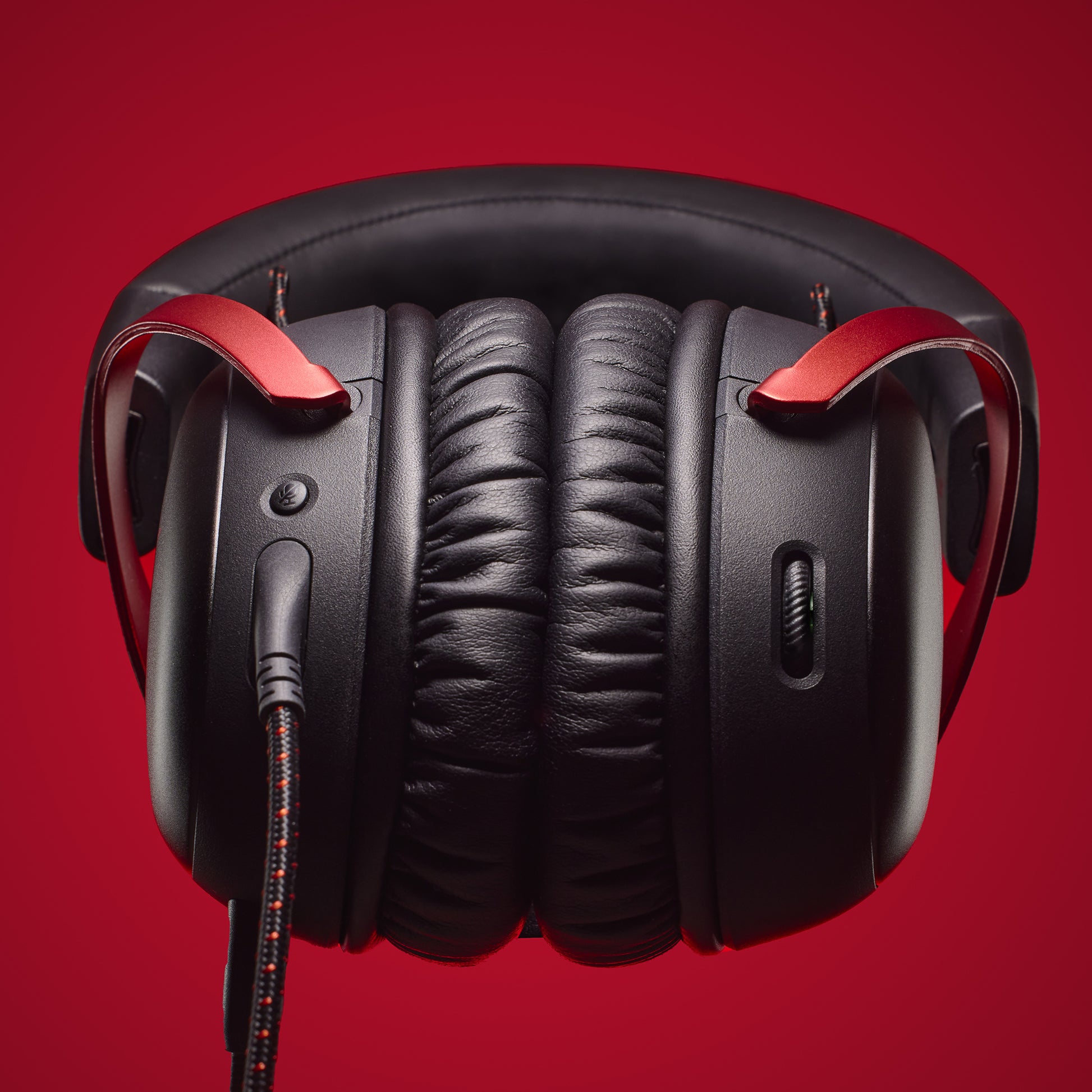 HyperX Cloud III – Gaming-Headset, kabelgebunden – DTS Headphone:X, abnehmbares Mikrofon – Schwarz